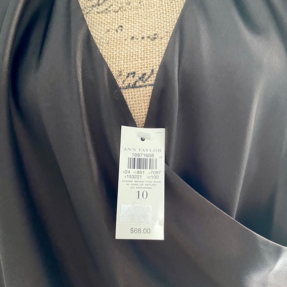 🆕 NWT: Ann Taylor Brown Silk Wrap Halter Top - Picture 5 of 6